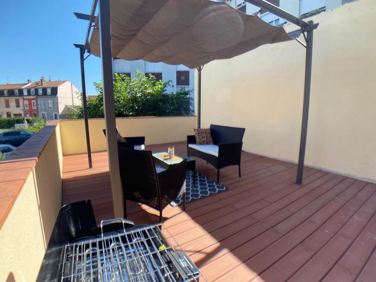 Studio Climatisé et Grande Terrasse Tarbes Centre Exterior foto